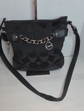 Coach Signature Optic Chain Crossbody Bag - Style F19730